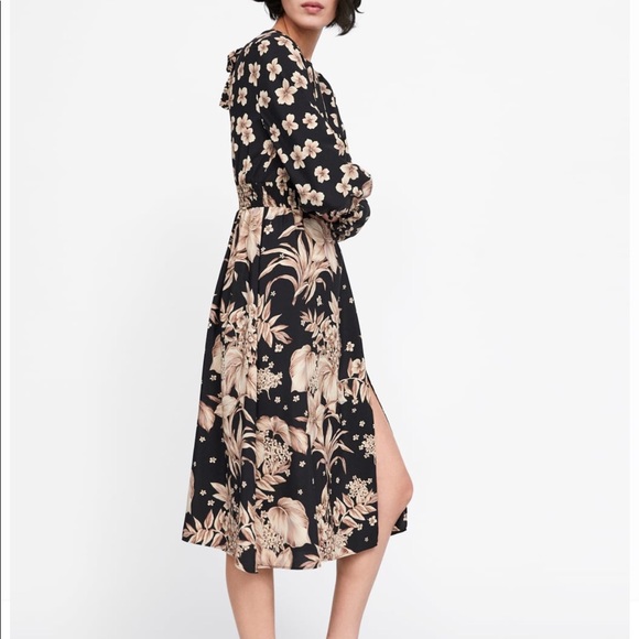Zara Floral Dress - Picture 4 of 9